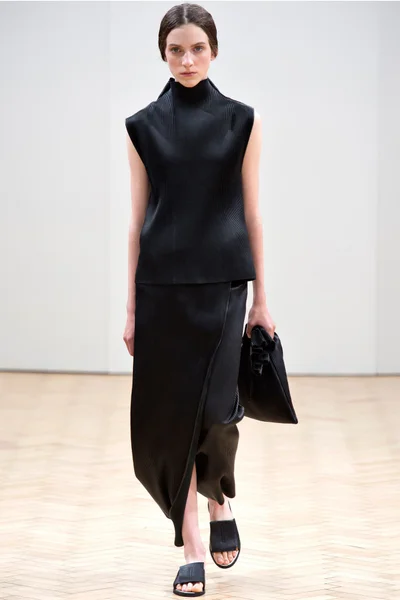 Look 25